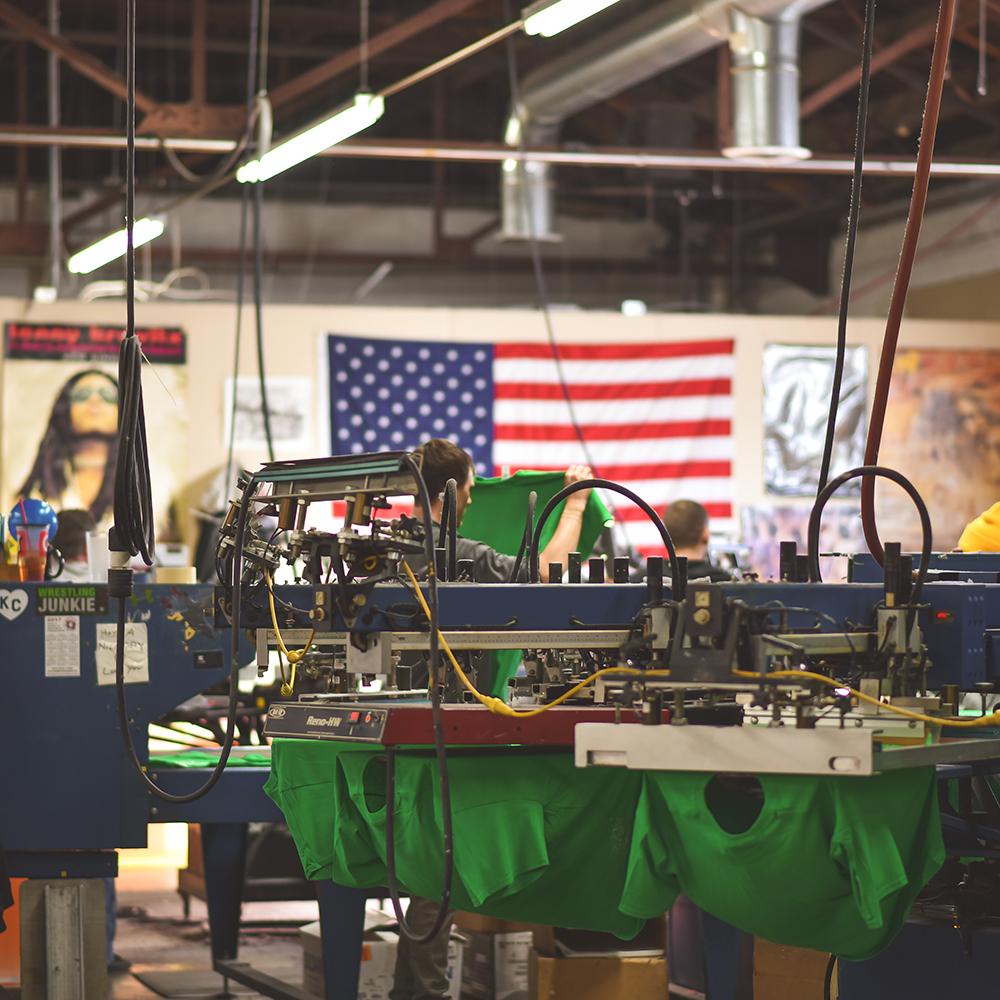 Online Spiritwear Stores and Custom Athletic Apparel